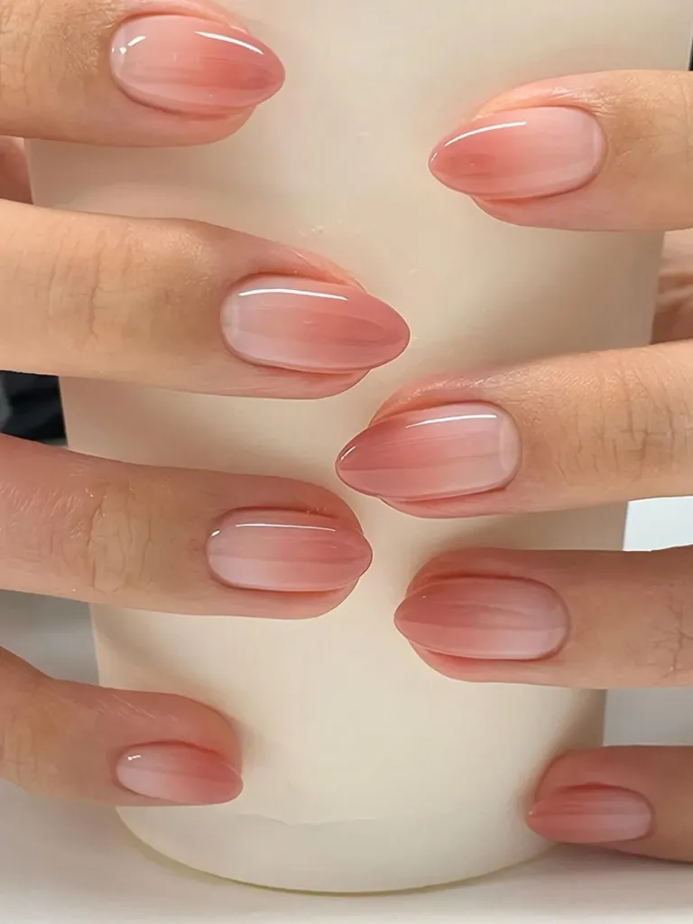 24pcs Set Fashionable Short Pointed Nails