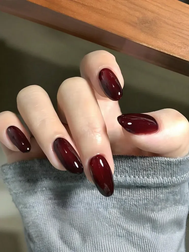24pcs Medium Almond Ombre Nails